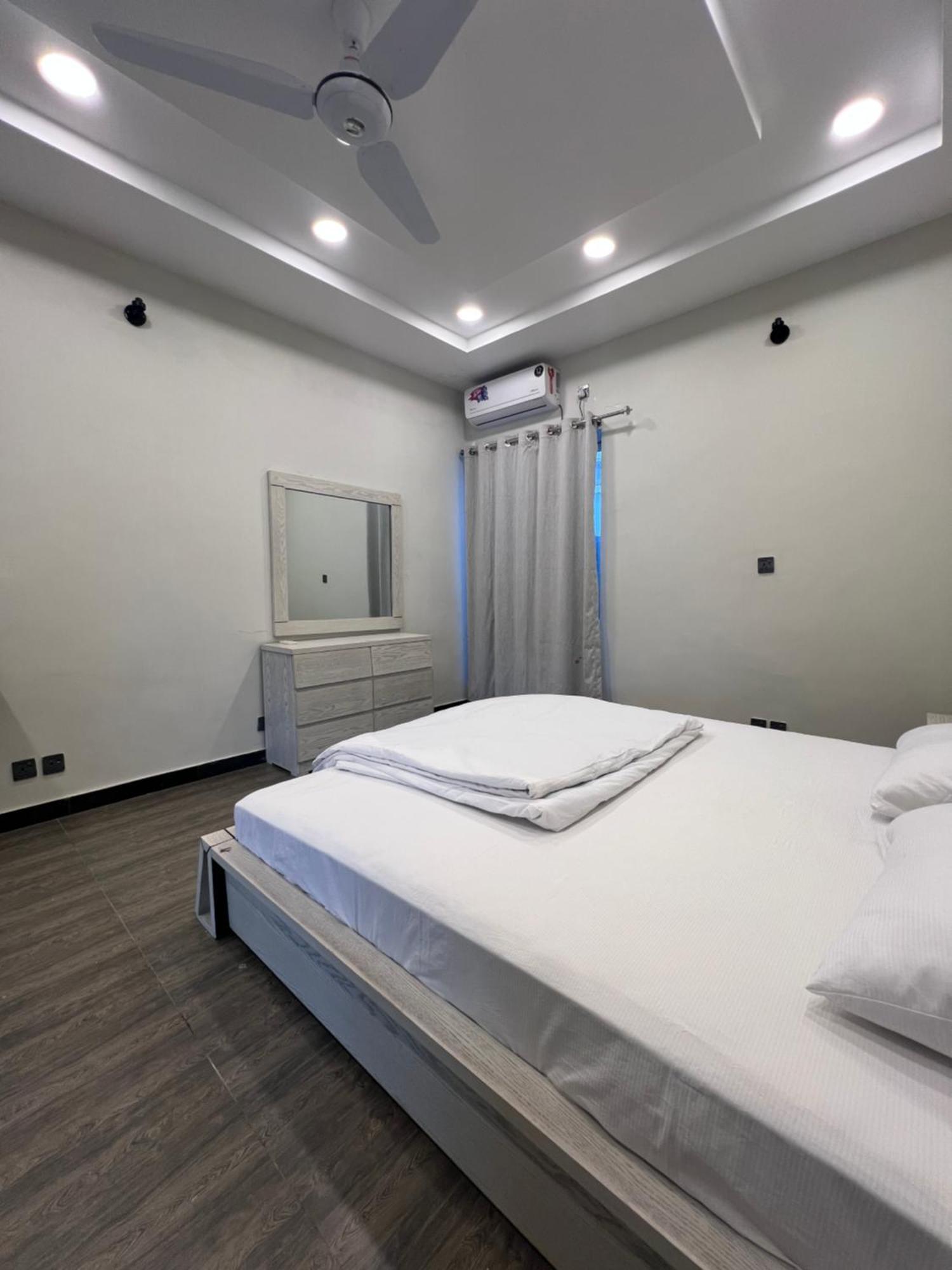 Deluxe King Room In Silverscape Residence 拉瓦尔品第 外观 照片