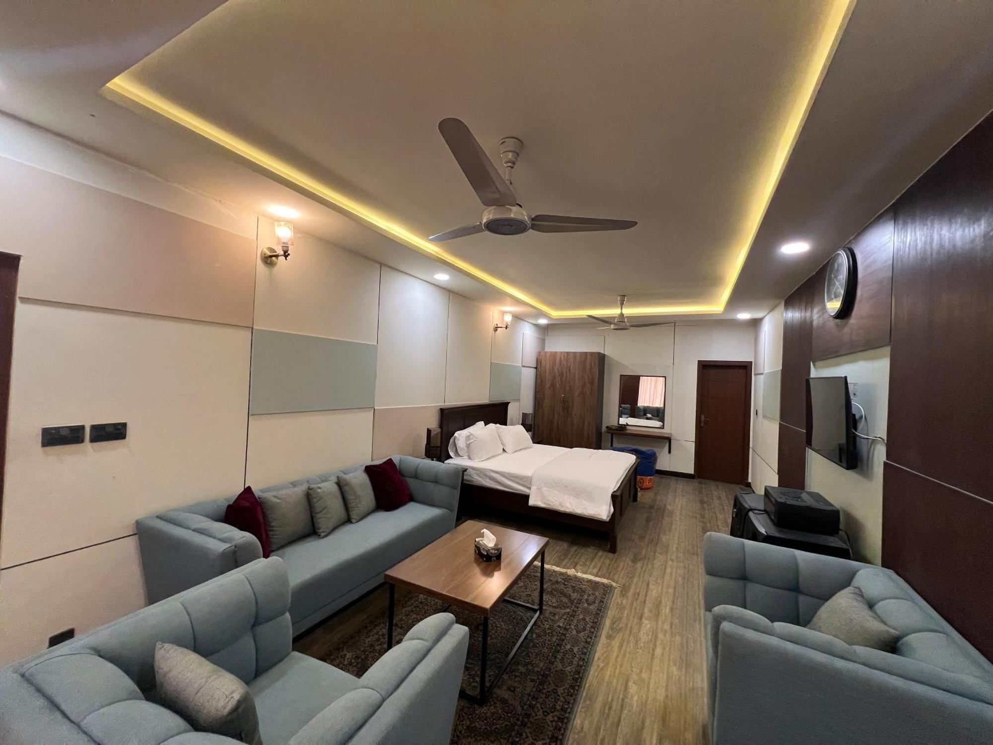 Deluxe King Room In Silverscape Residence 拉瓦尔品第 外观 照片