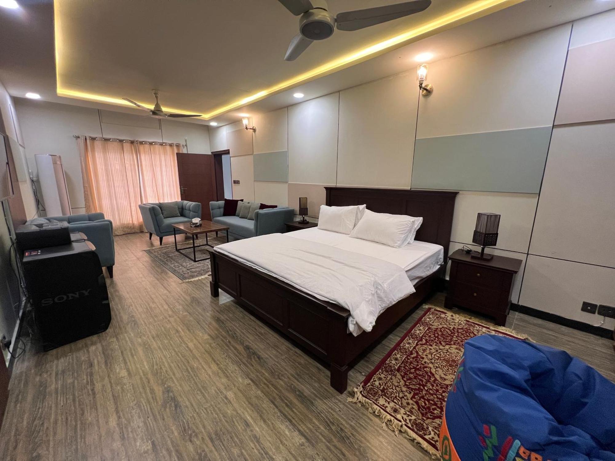 Deluxe King Room In Silverscape Residence 拉瓦尔品第 外观 照片