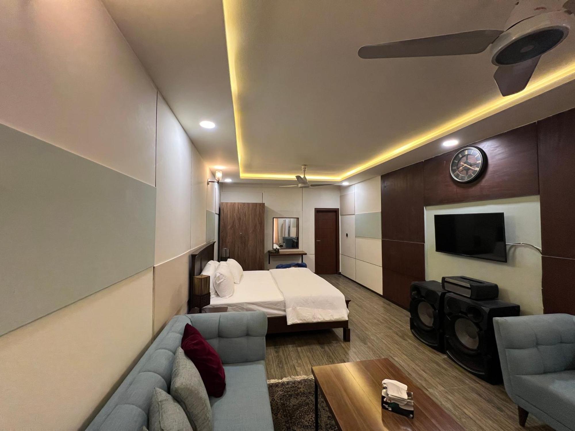 Deluxe King Room In Silverscape Residence 拉瓦尔品第 外观 照片