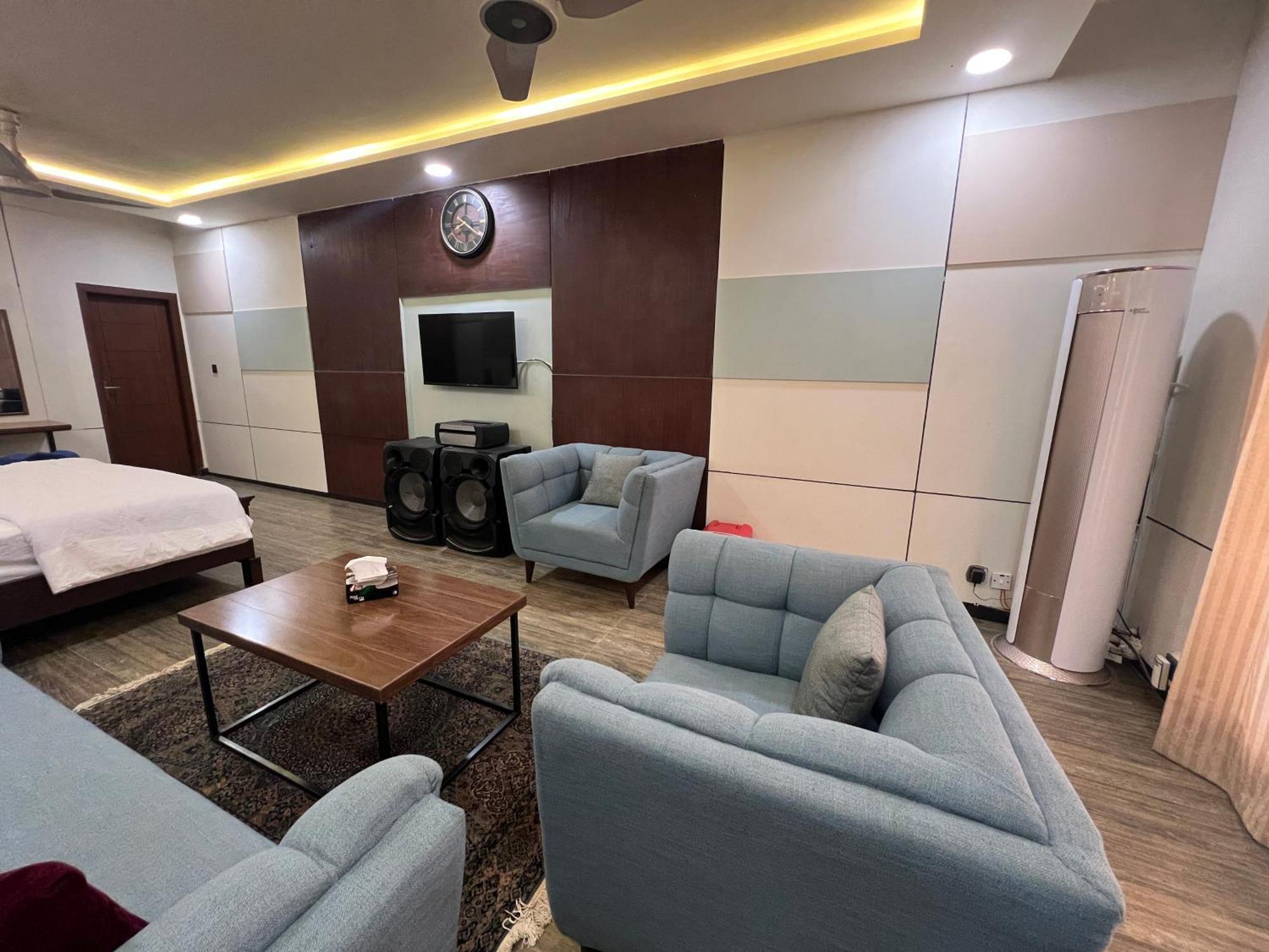 Deluxe King Room In Silverscape Residence 拉瓦尔品第 外观 照片