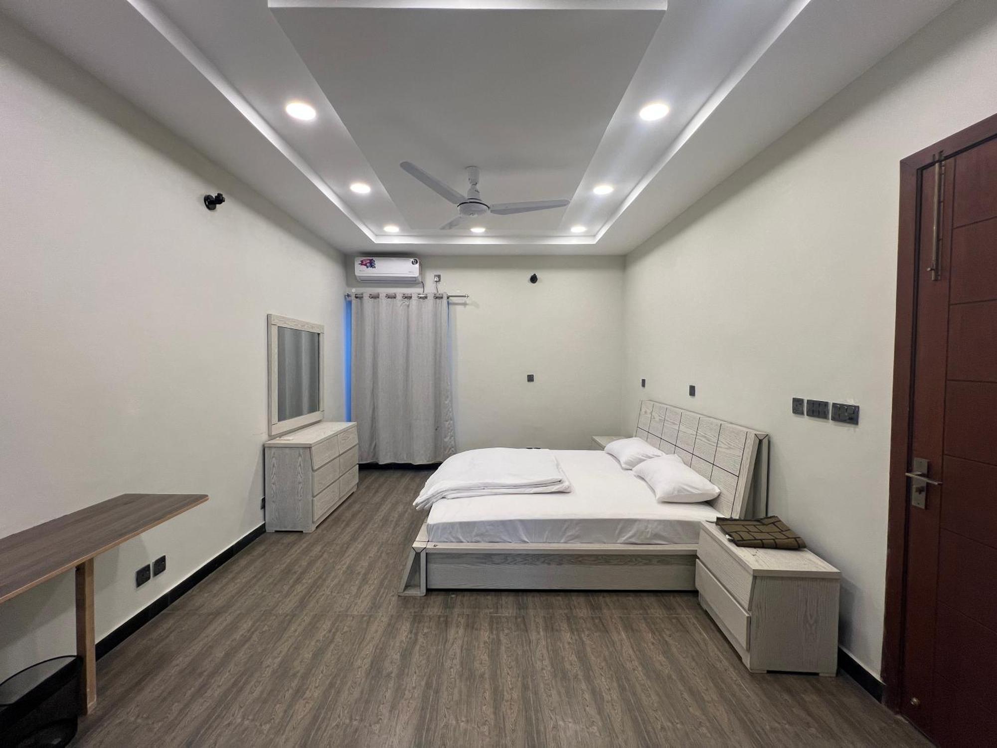Deluxe King Room In Silverscape Residence 拉瓦尔品第 外观 照片